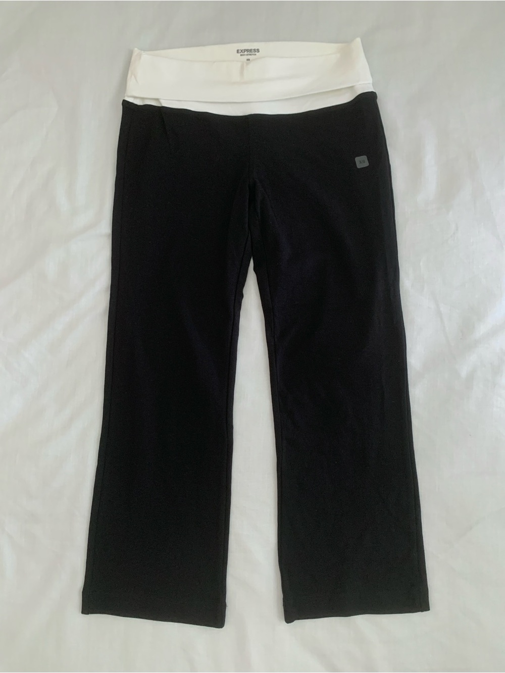 Express Fold-over Waist Yoga Copped Pants Sexy Stretch XS NWT